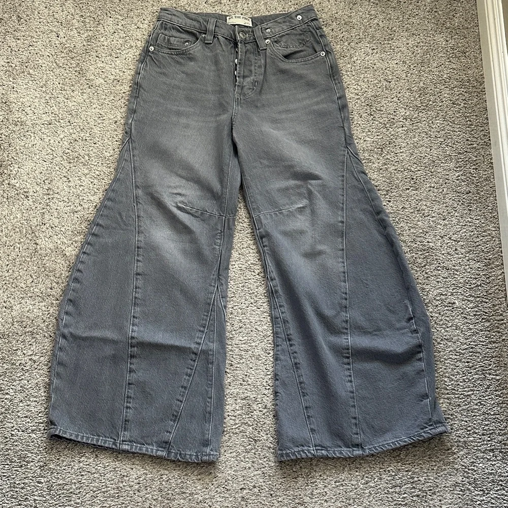 New Free People Eden High Slouchy Flare Jeans ~ Diamond Gray - Picture 5 of 11